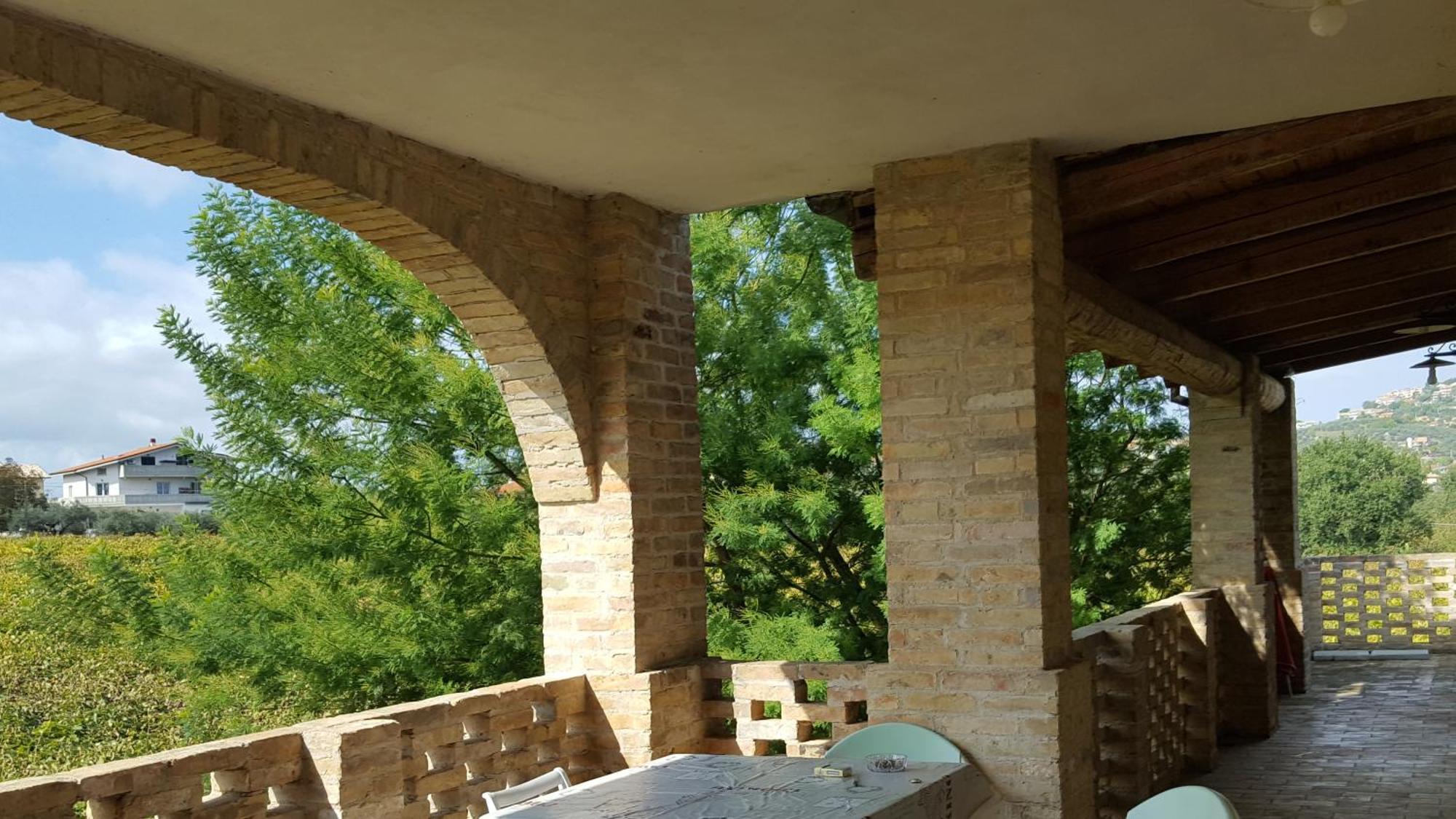 Villa La loggia Città Sant'Angelo Esterno foto