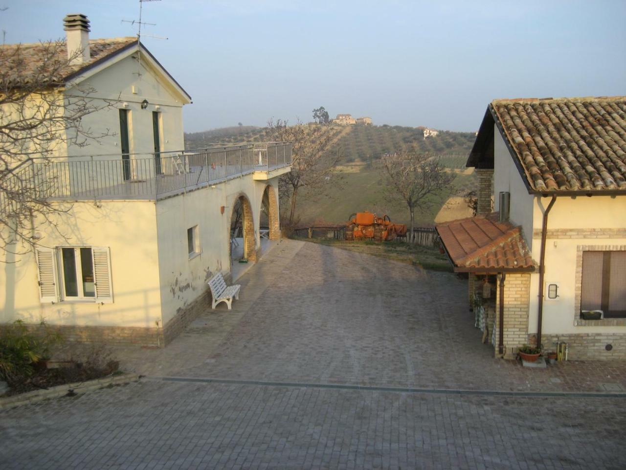 Villa La loggia Città Sant'Angelo Esterno foto