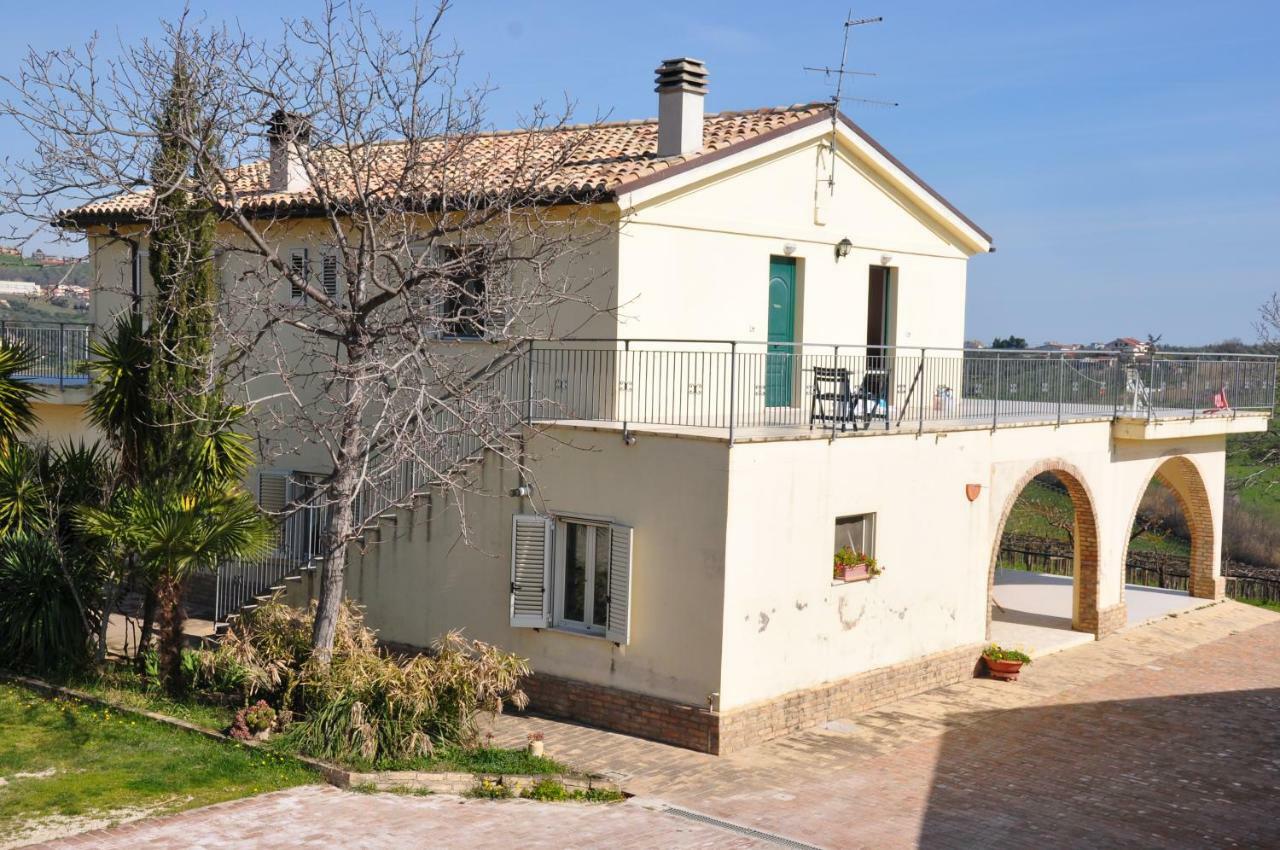 Villa La loggia Città Sant'Angelo Esterno foto